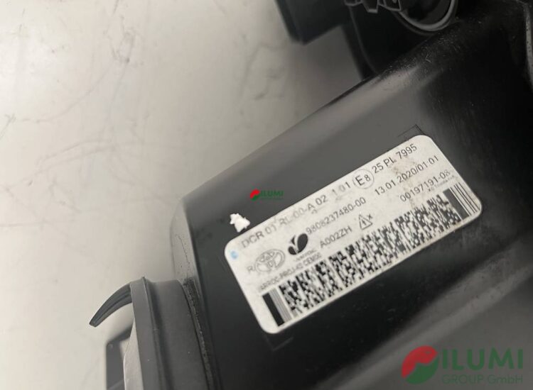 7760817139
